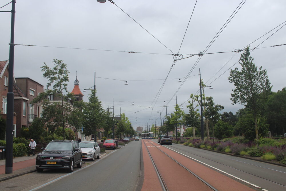 Verkeer Provincialeweg drie maanden door centrum Diemen